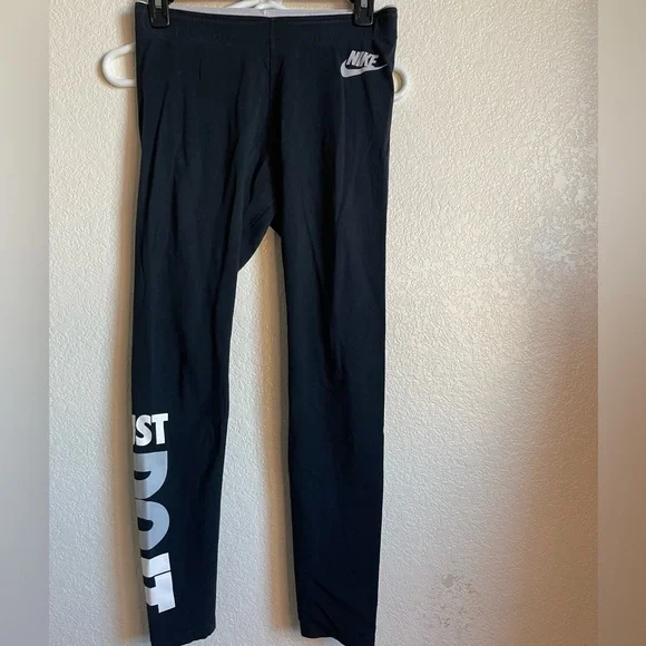 Nike black leggings - Picture 2 of 7